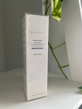 Monat BE BALANCED FOAMY CLEANSER